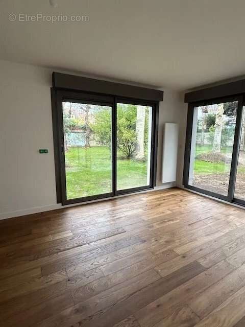 Maison à ASNIERES-SUR-SEINE