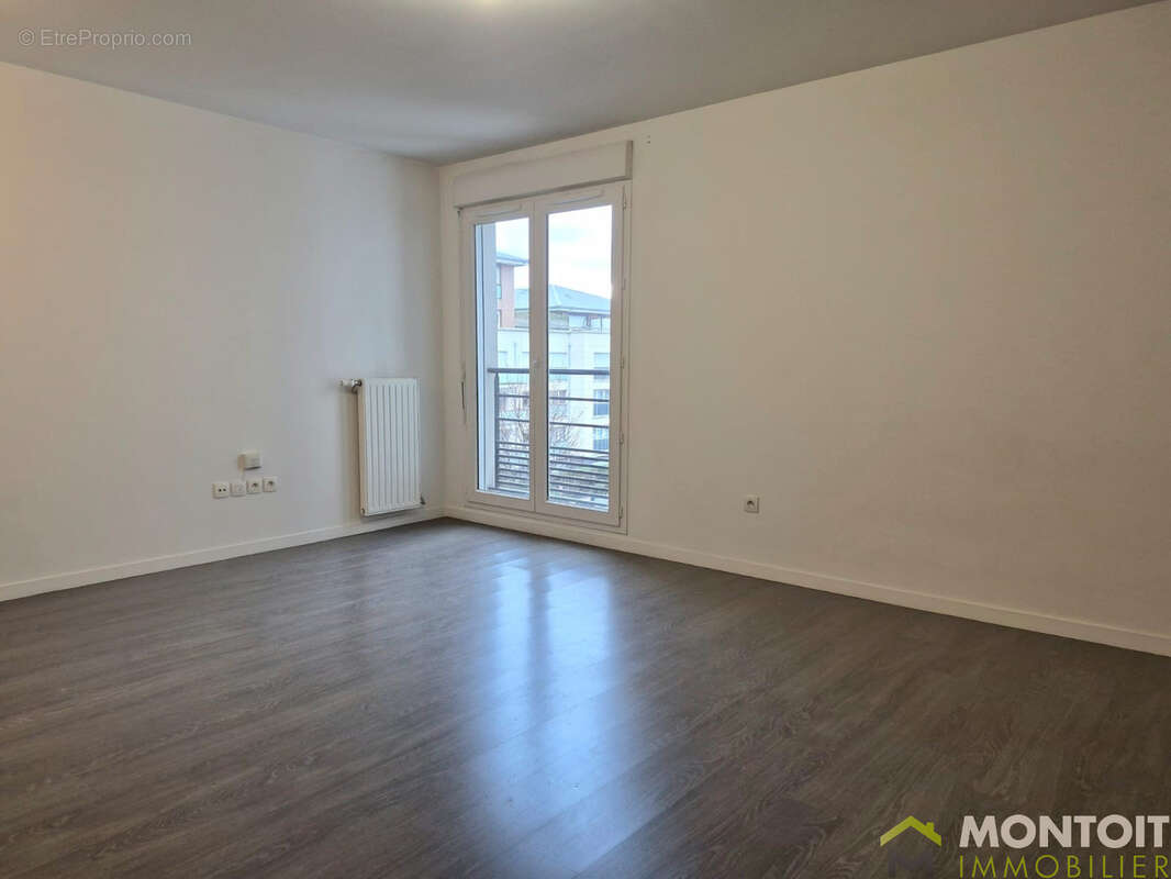 Appartement à THIAIS
