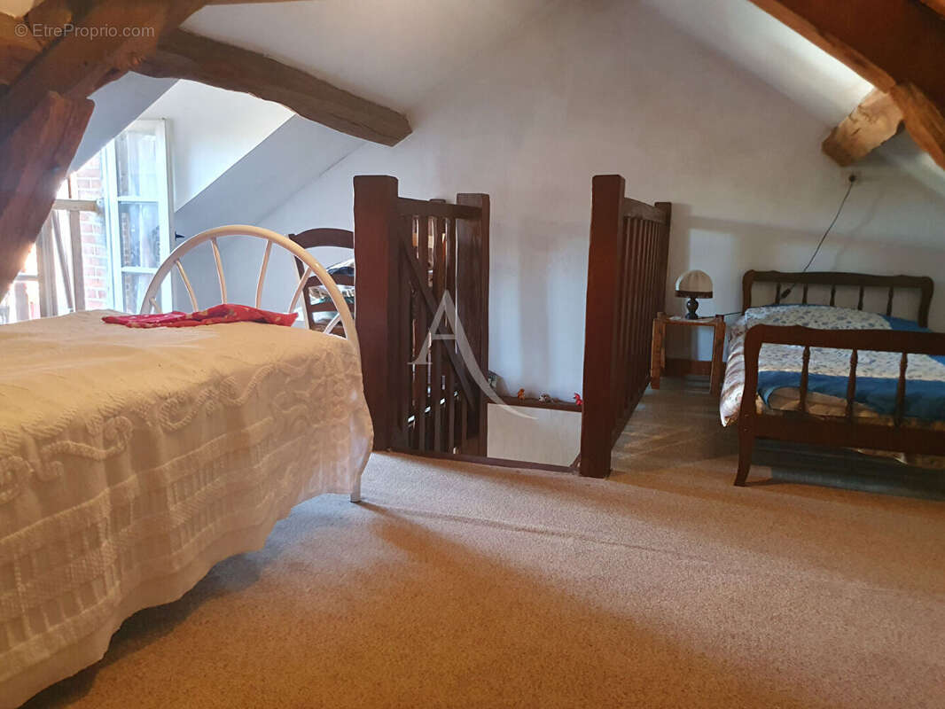 Maison à YVOY-LE-MARRON