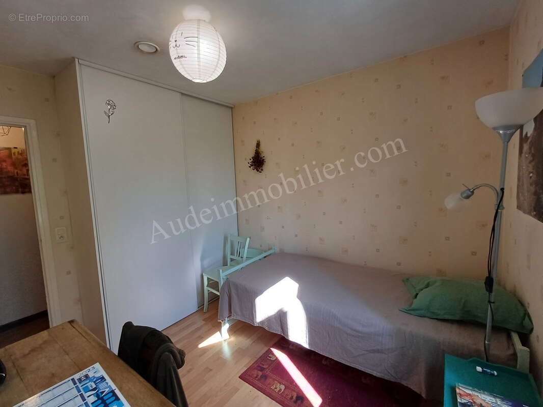 maison de plain-pied avec jardin et garage - photo 13