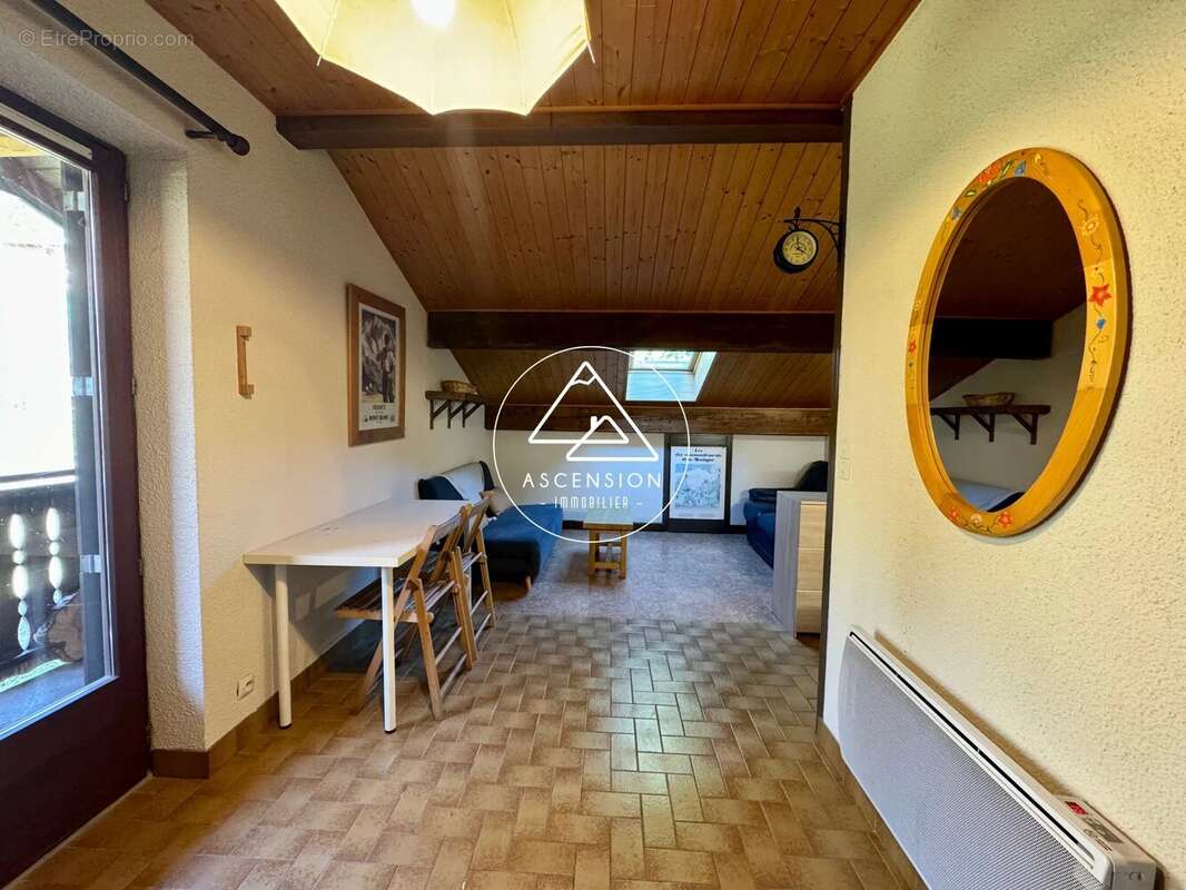 Appartement à LE BIOT