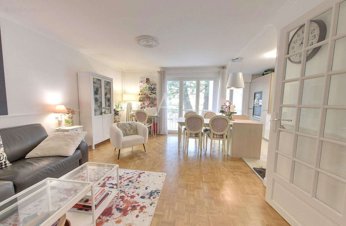 Appartement à NOGENT-SUR-MARNE