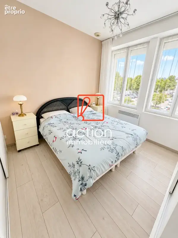 PAIMPOL   Appartement de 160 m2 avec ascenseur privatif et beaux volumes - photo 7