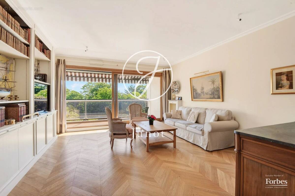 Appartement à SAINT-CLOUD