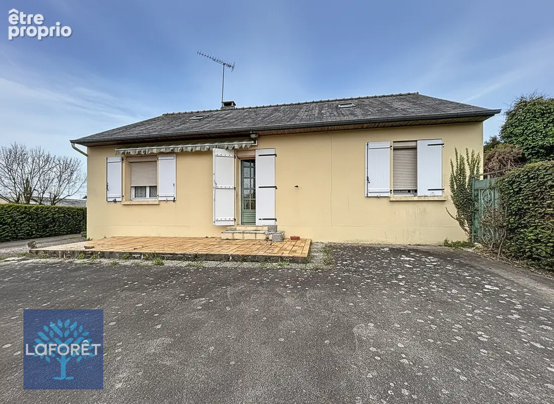Photo Maison à Saint-Georges-De-Reintembault au prix de 108 000€