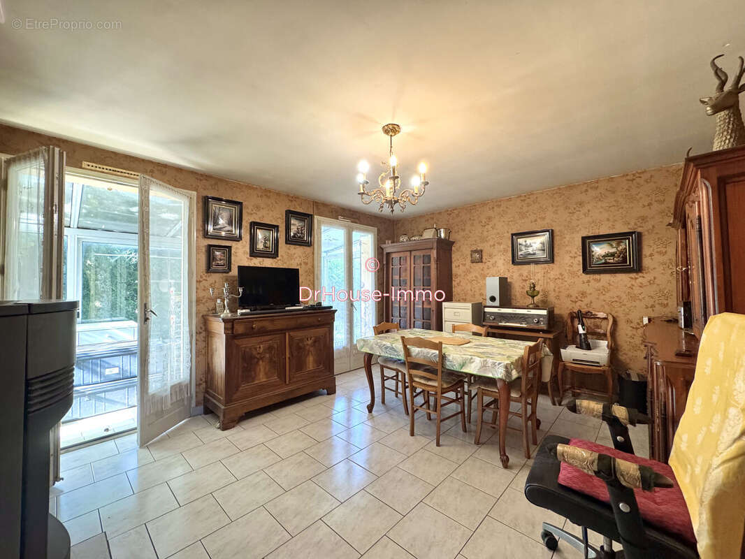 Maison à VIVONNE
