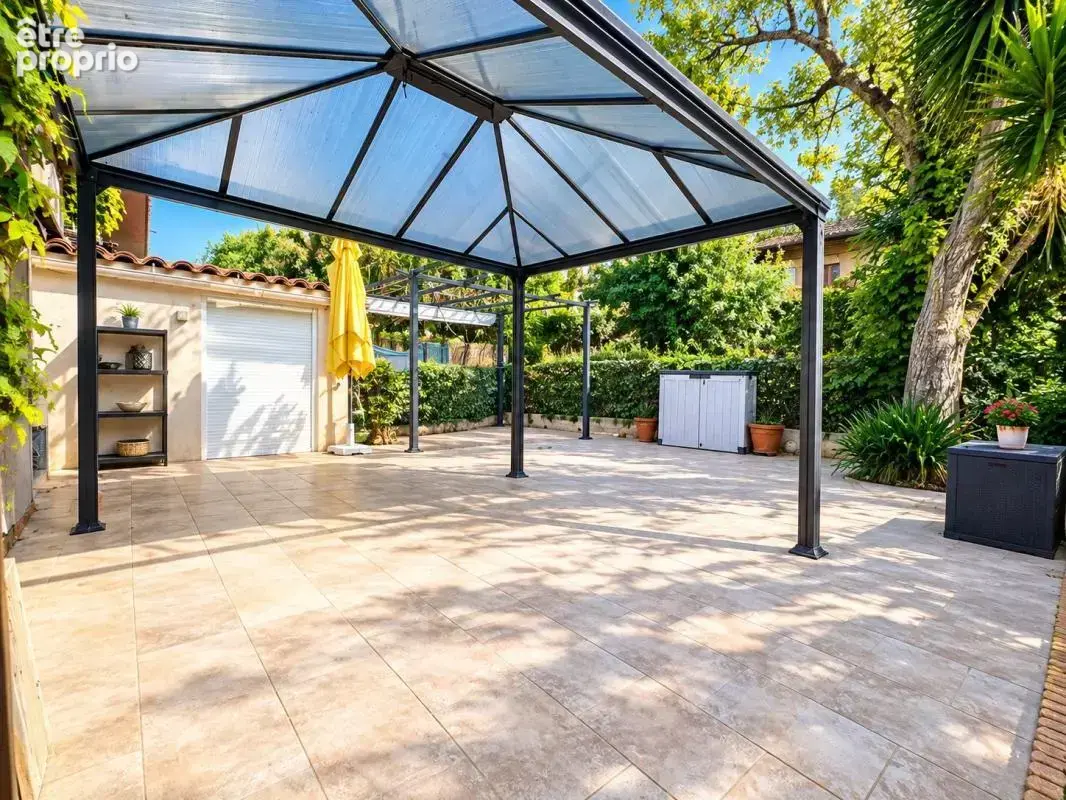 À Vendre un F3 en Rez de jardin avec stationnement privé - photo 5