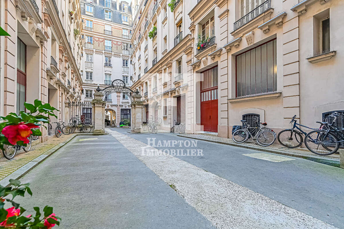 Appartement à PARIS-19E