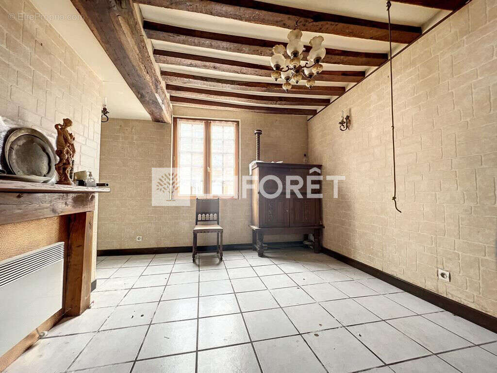 Maison à LA FERRIERE-SUR-RISLE