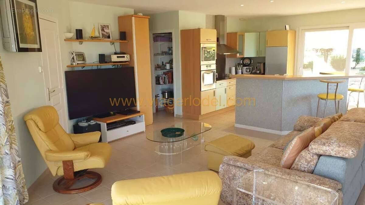 Maison à NERIS-LES-BAINS