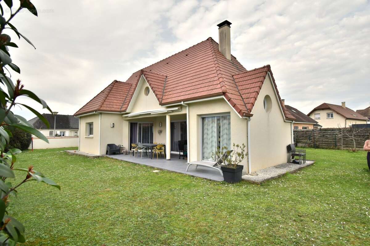 Maison à DENGUIN