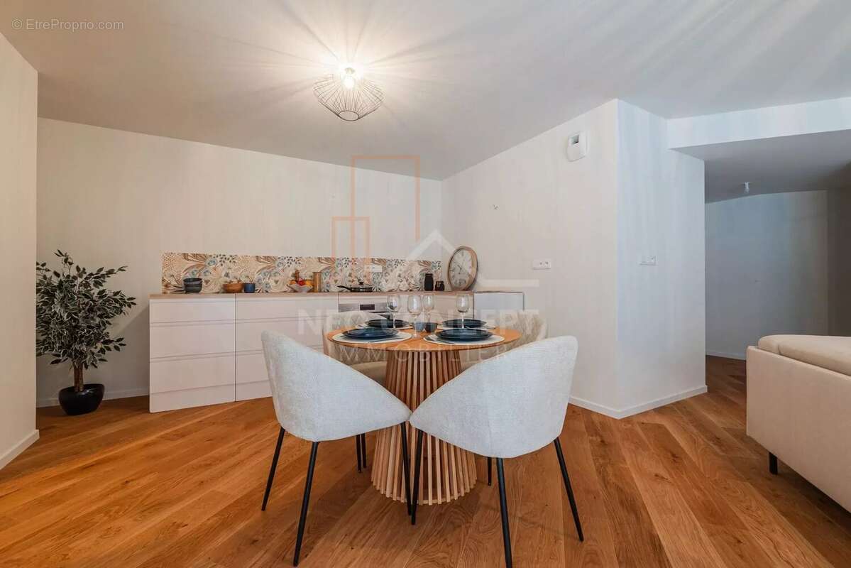 STRASBOURG – QUAI OUEST  Appartement 3 pièces  66,30 m²  Terrasse  Garage + parking - photo 7