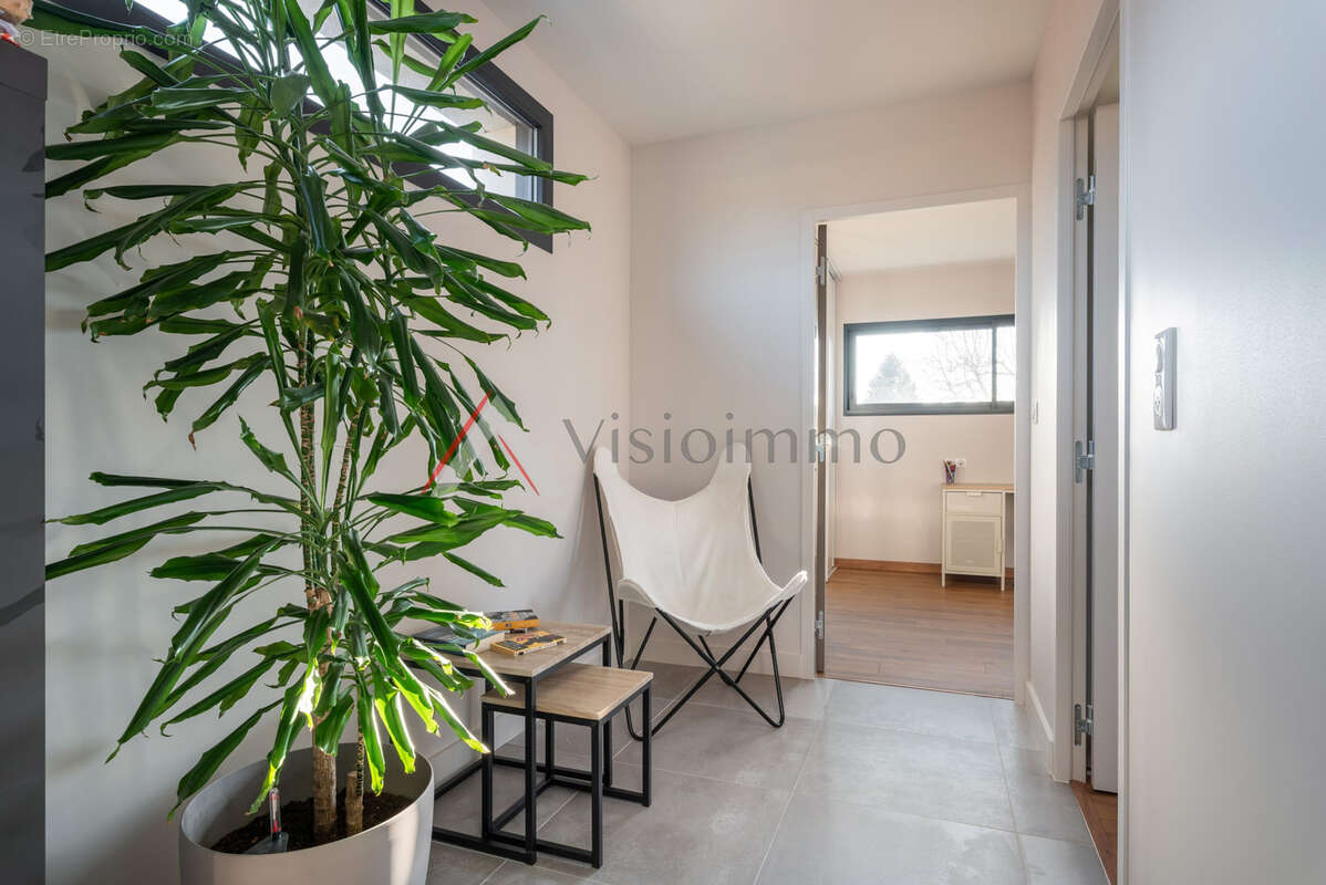 Maison à VARCES-ALLIERES-ET-RISSET