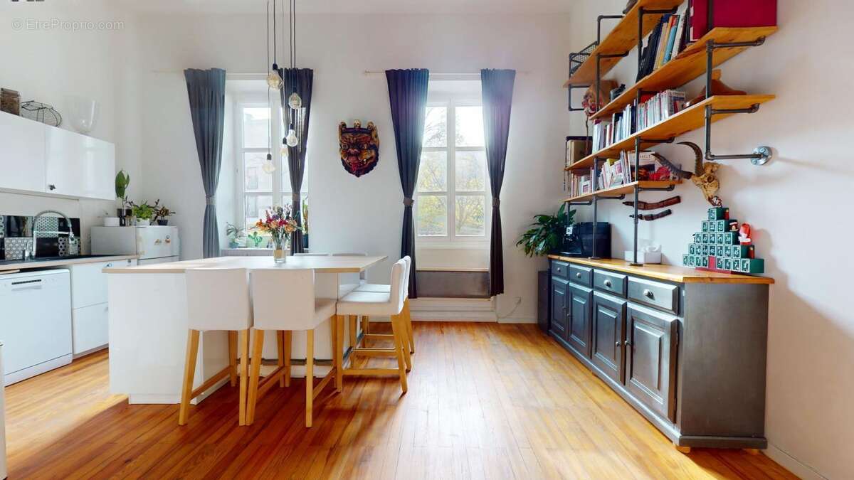 Appartement à LYON-5E