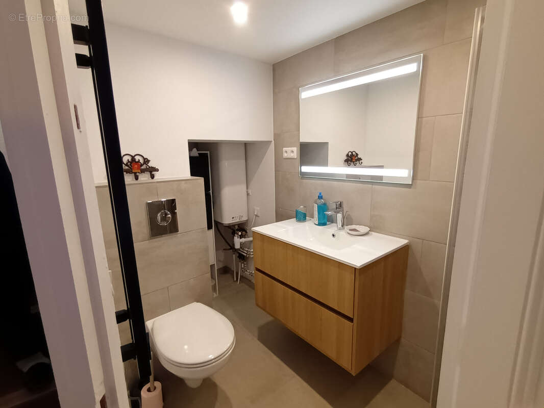 Maison à BORMES-LES-MIMOSAS