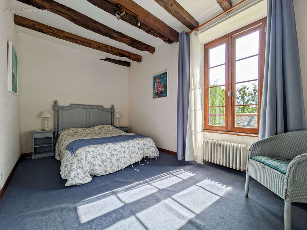 Maison à BAGUER-MORVAN