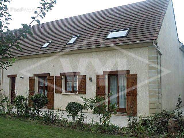 Maison à COMBS-LA-VILLE