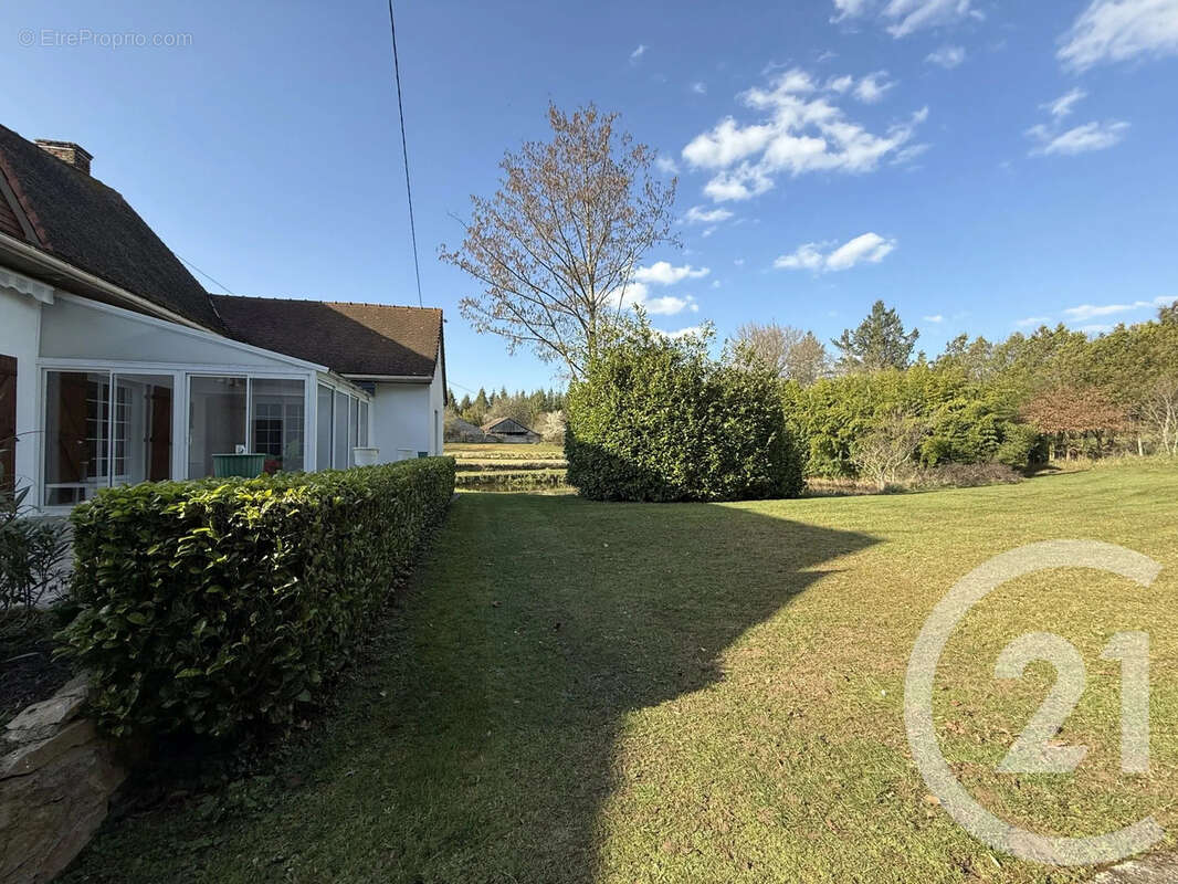 Maison à VILLENEUVE-SUR-ALLIER