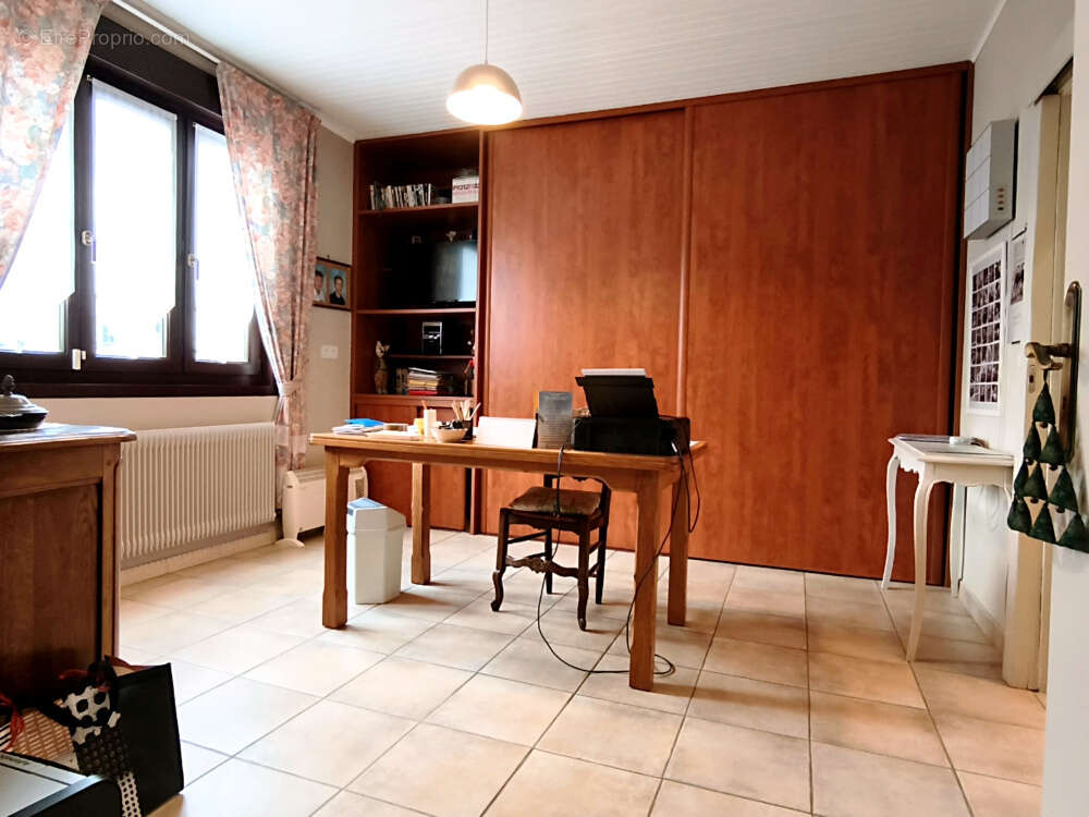 Maison à NEUVILLE-SAINT-VAAST