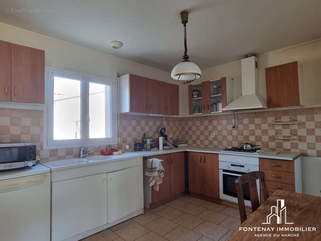 Maison à FONTENAY-LE-COMTE