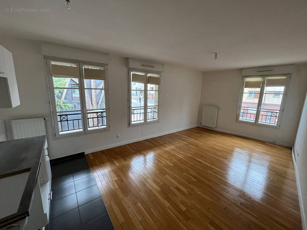 Appartement à CHAVILLE