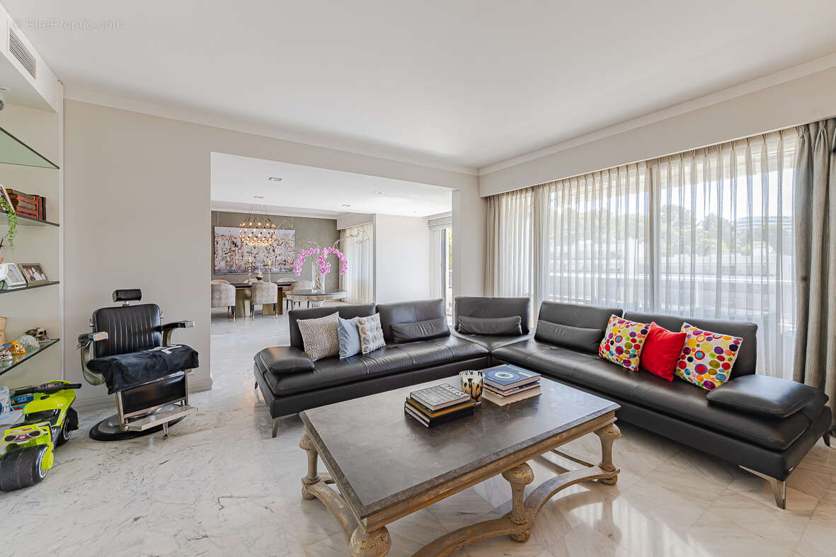 Appartement à MARSEILLE-8E