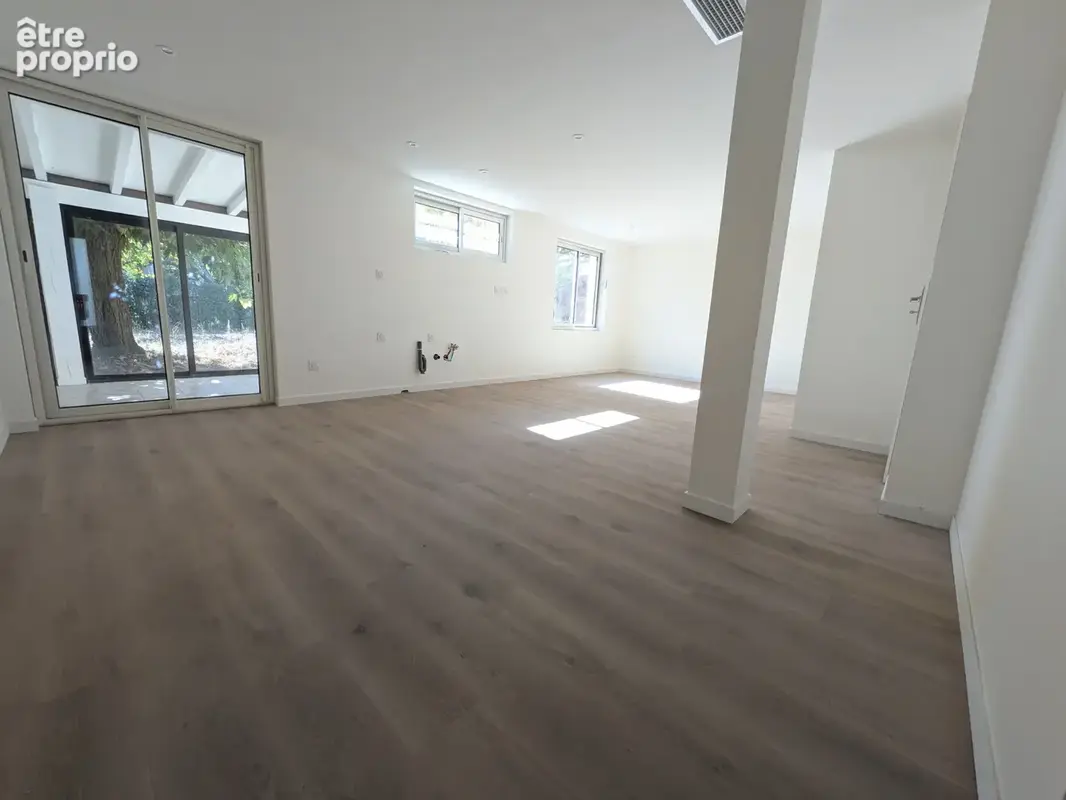 Maison T5/6 avec garage et jardin - photo 9