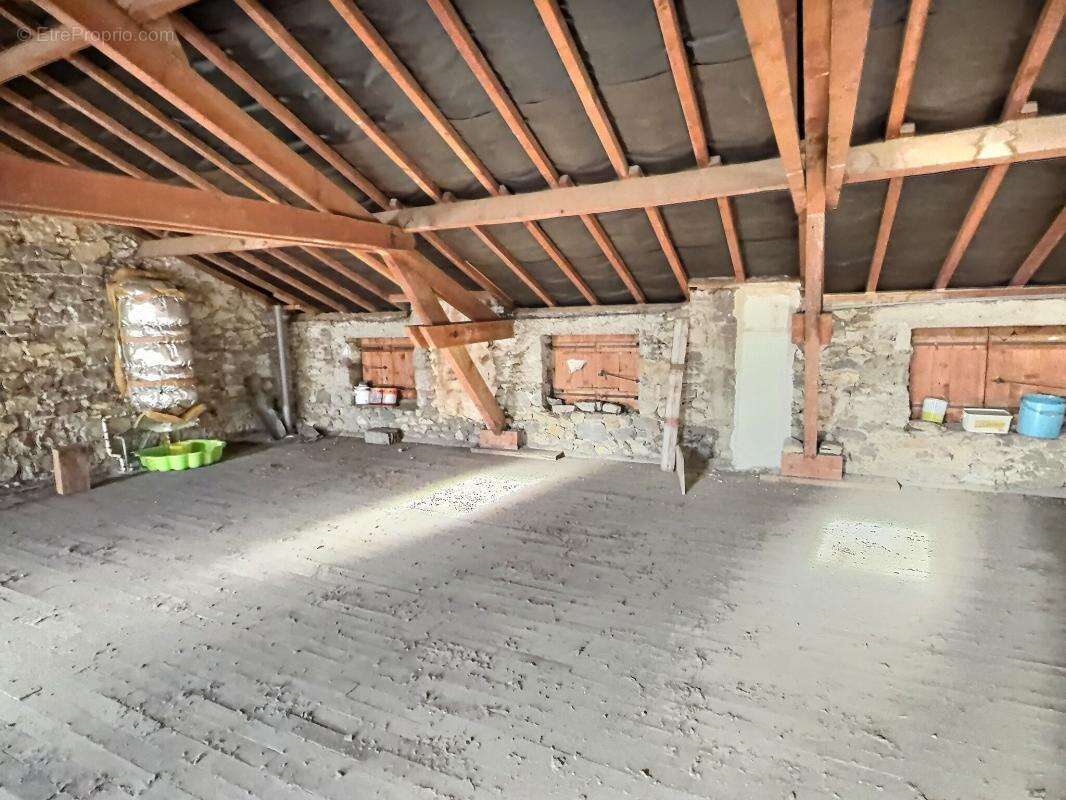 Appartement à ROQUEBILLIERE