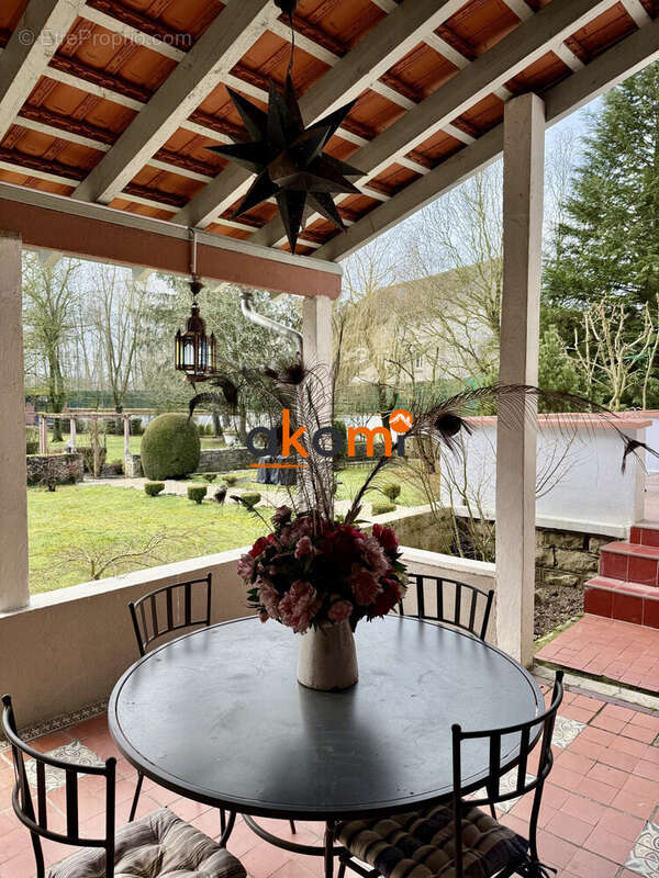 Maison à DOMEVRE-SUR-VEZOUZE