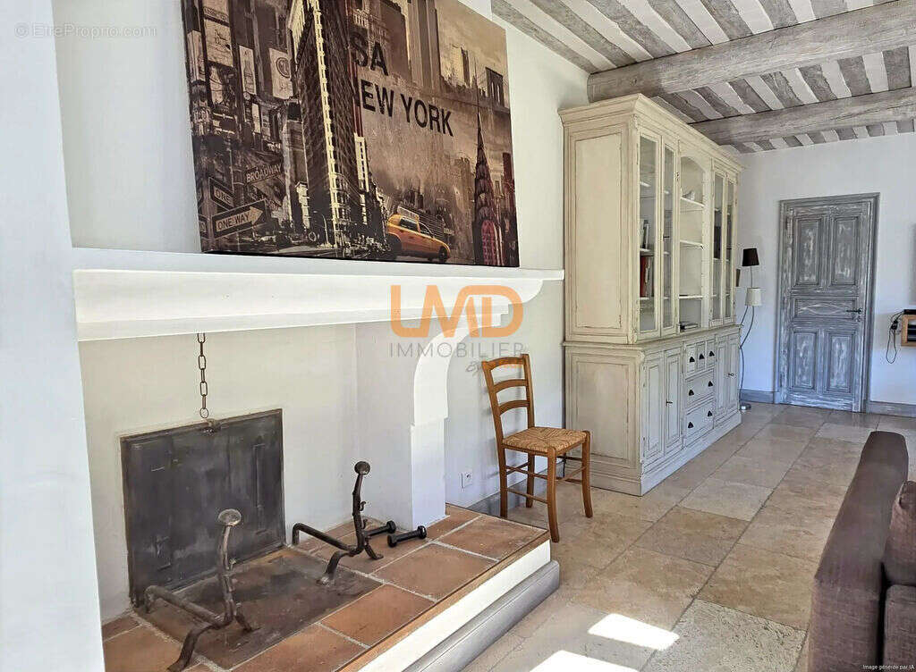 Maison à LAGNES