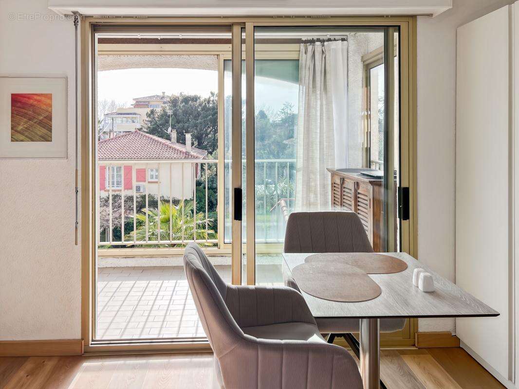 Appartement à FREJUS