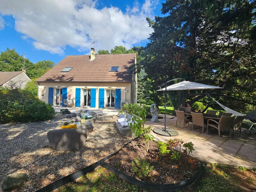 Maison 149 m² à Courtenay  - photo 3