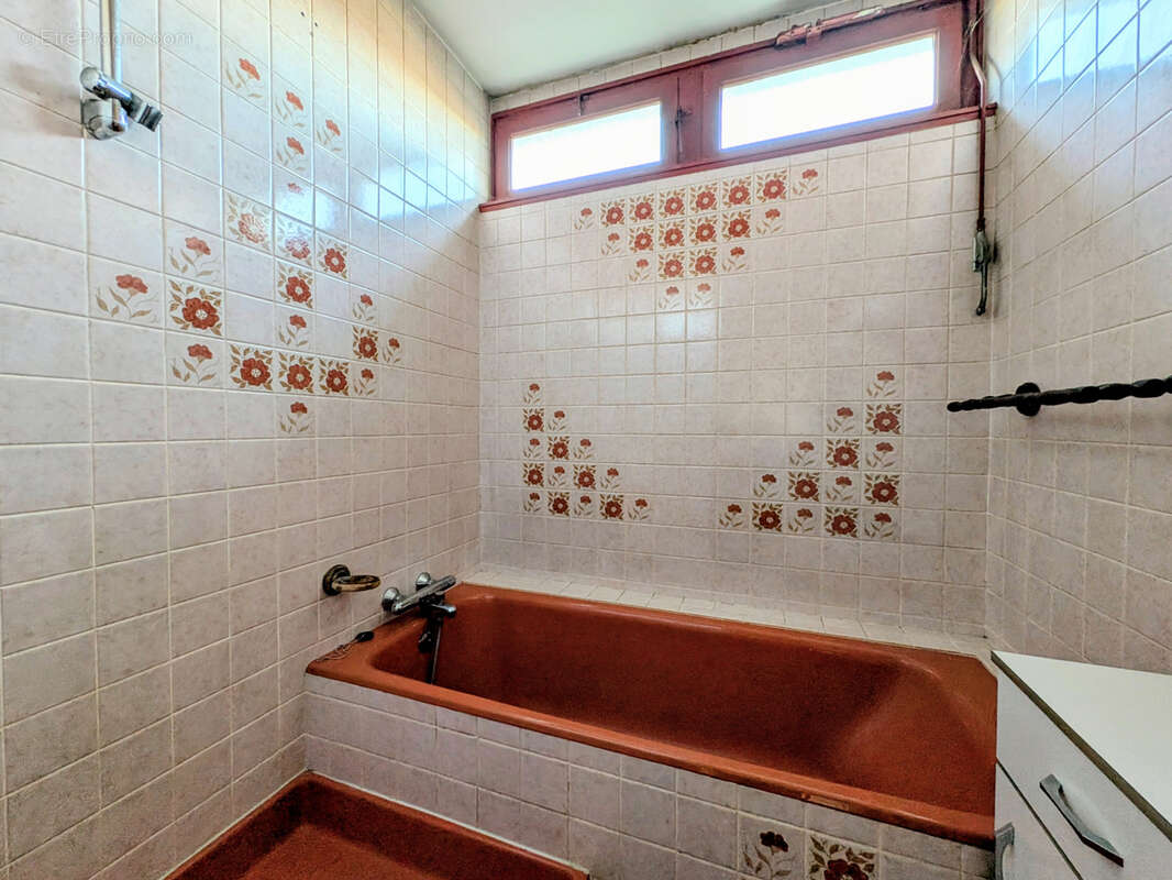 Maison à JARVILLE-LA-MALGRANGE