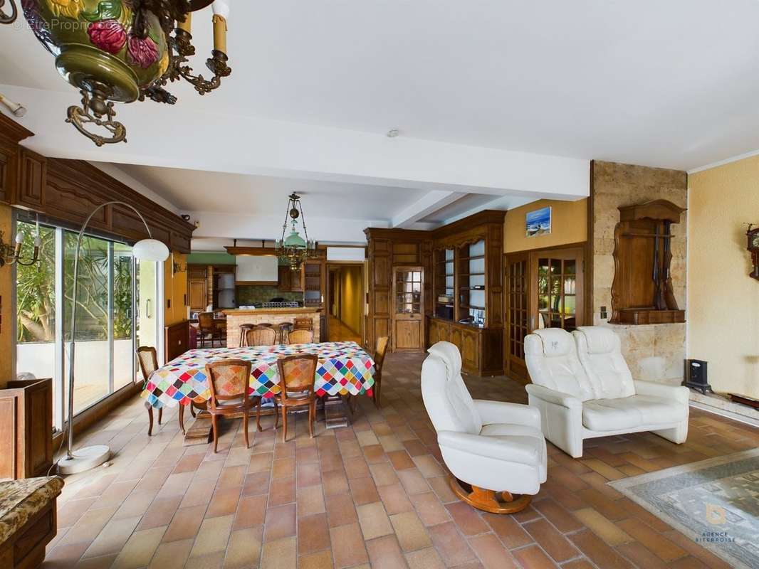 Appartement à BEZIERS