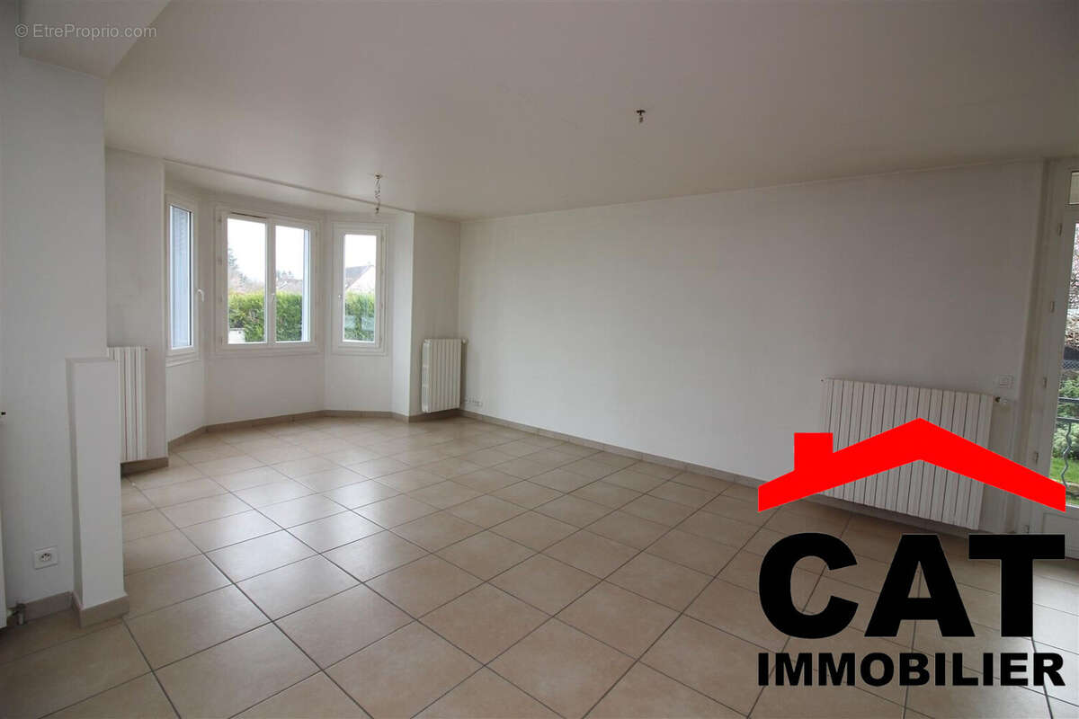 Maison à MORET-SUR-LOING