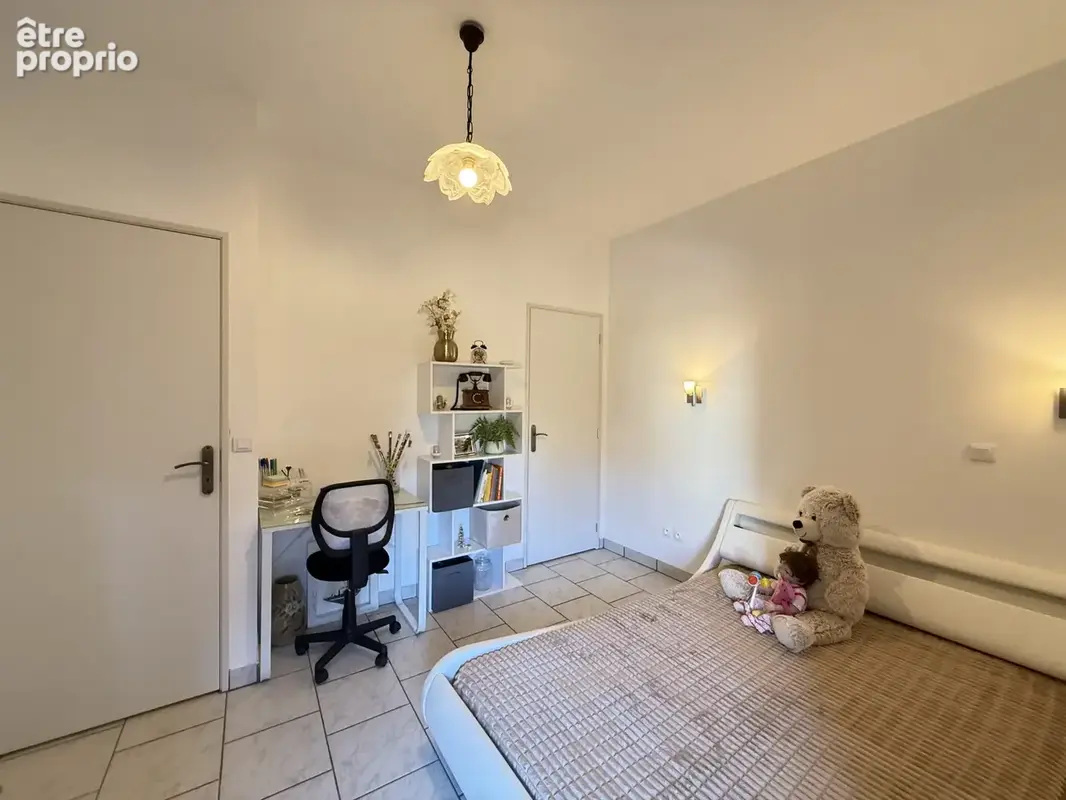 Belle longère de caractère rénovée   3 chambres, dépendances & potentiel - photo 26