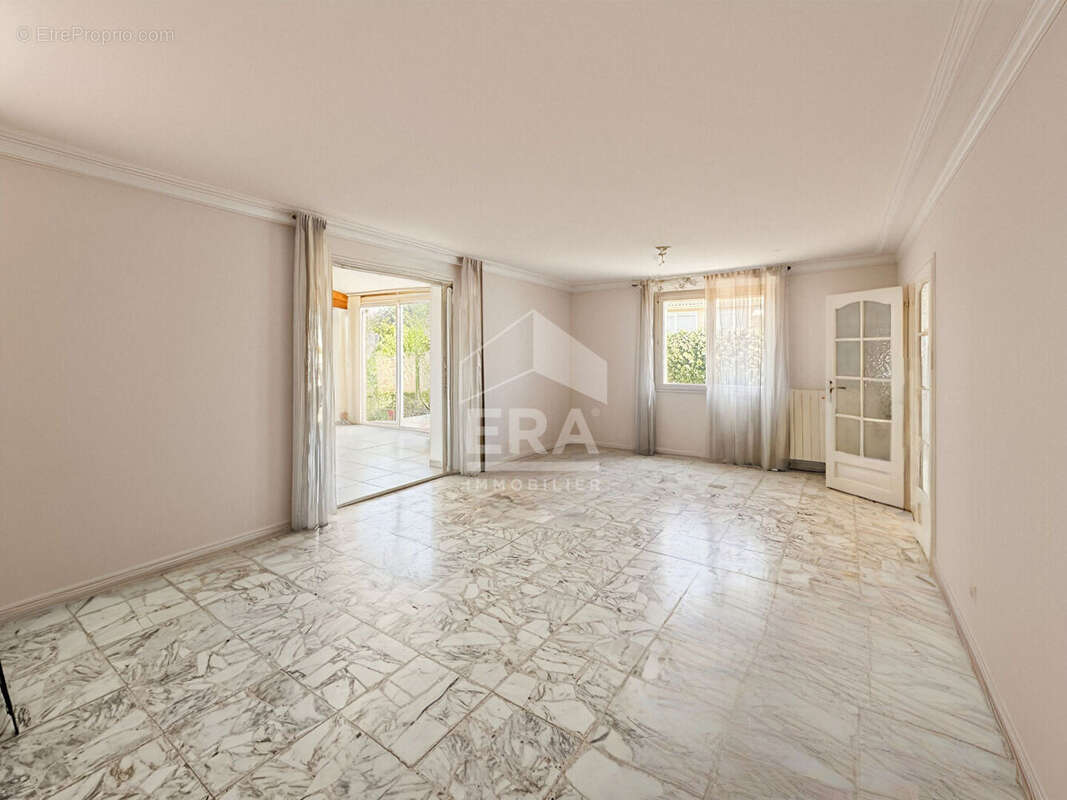 Maison à BOUC-BEL-AIR