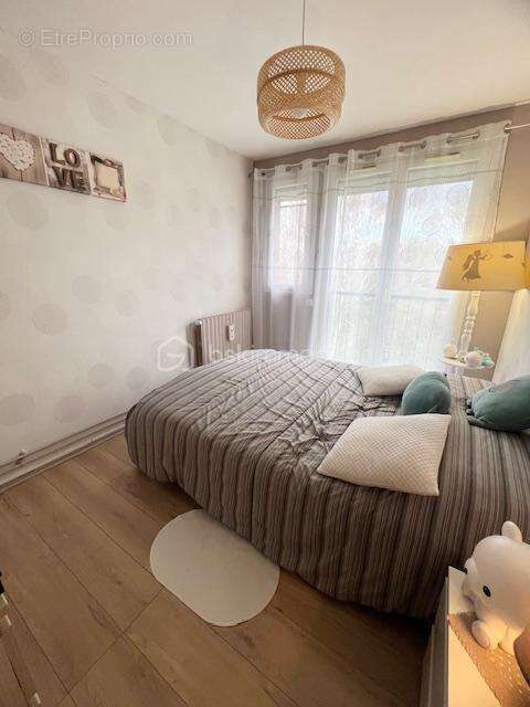 Appartement à VILLIERS-SUR-ORGE