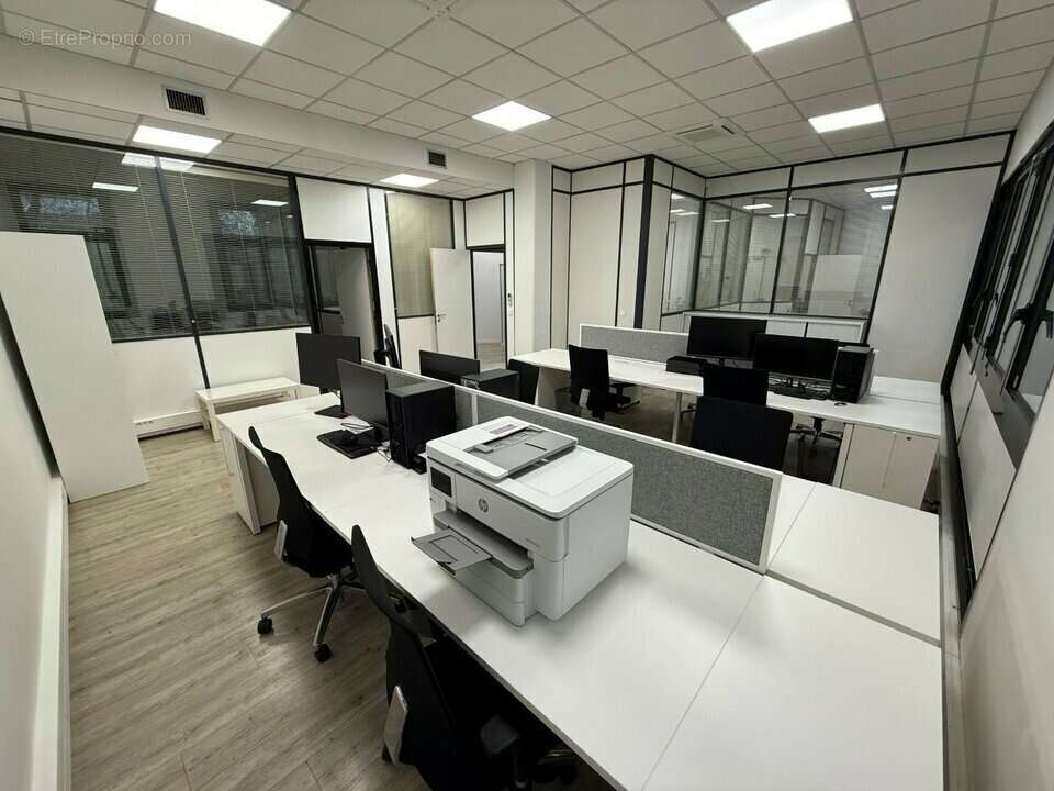 Commerce à LEVALLOIS-PERRET