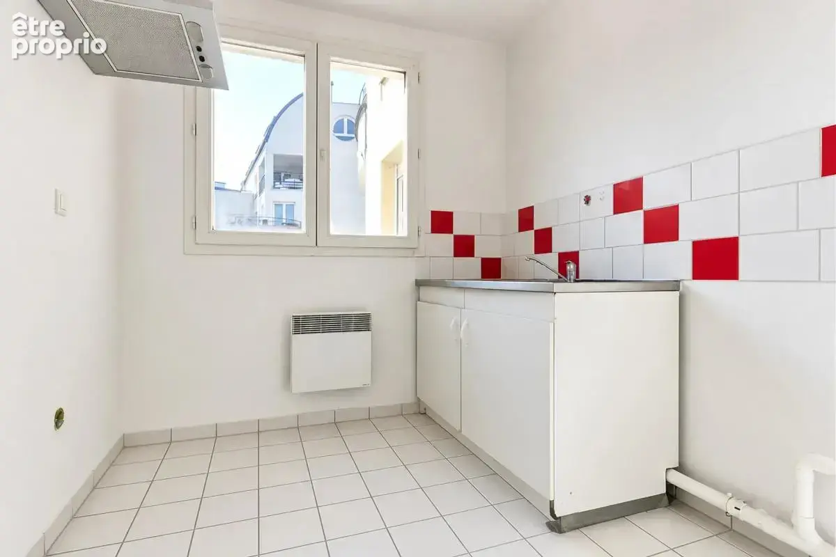 Charmant T2 lumineux avec balcon à Cergy - photo 8