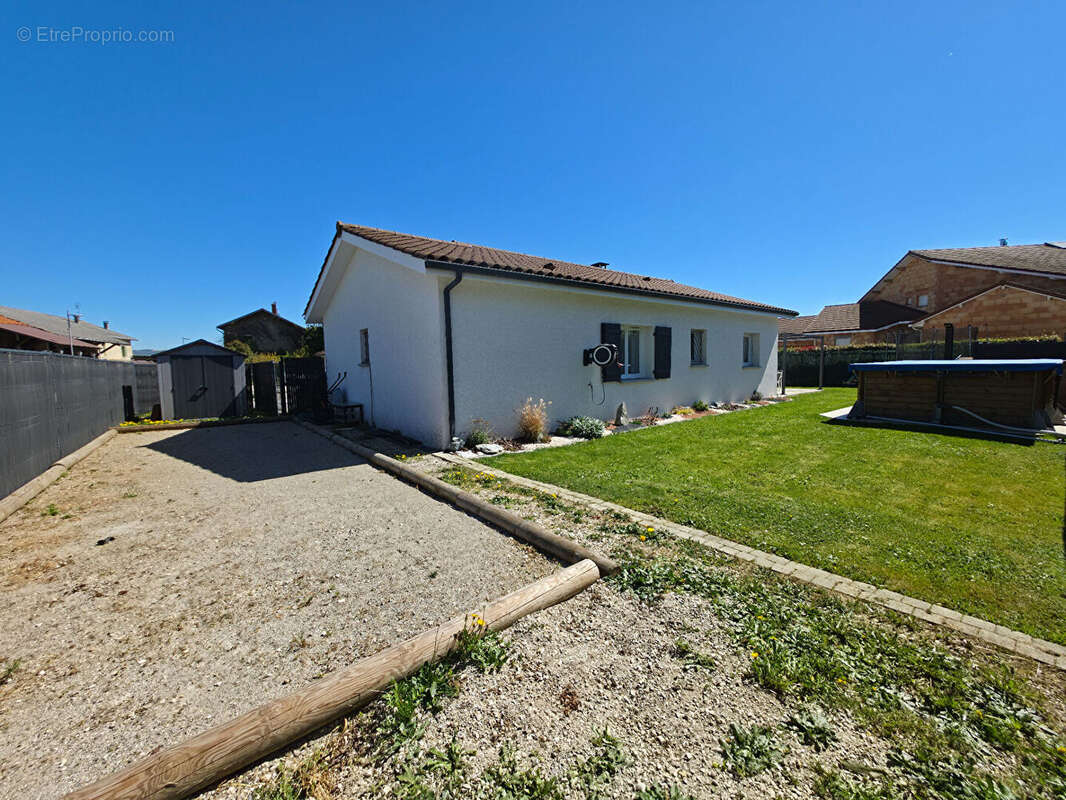 Maison Sardieu 4 pièce(s) 100 m2 - photo 15