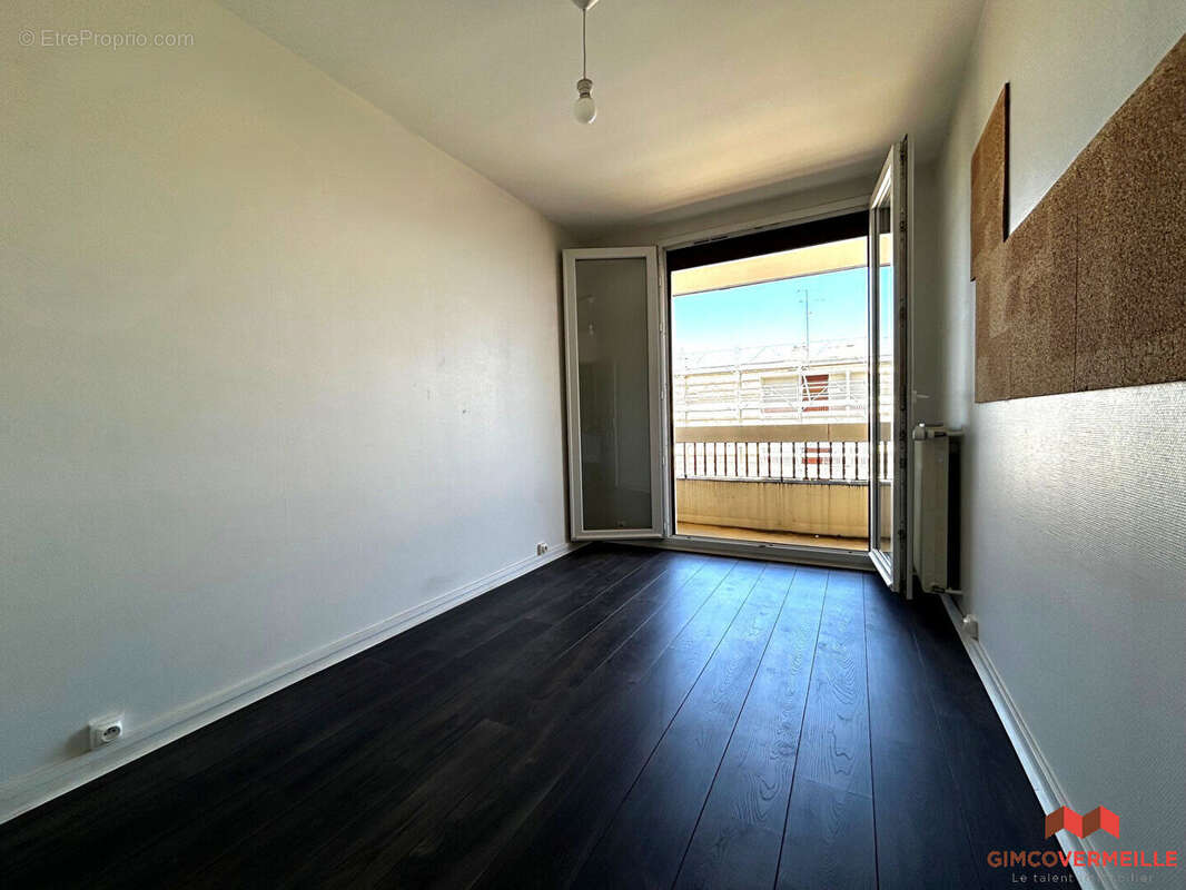 Appartement 79 m² à Poissy  - photo 8