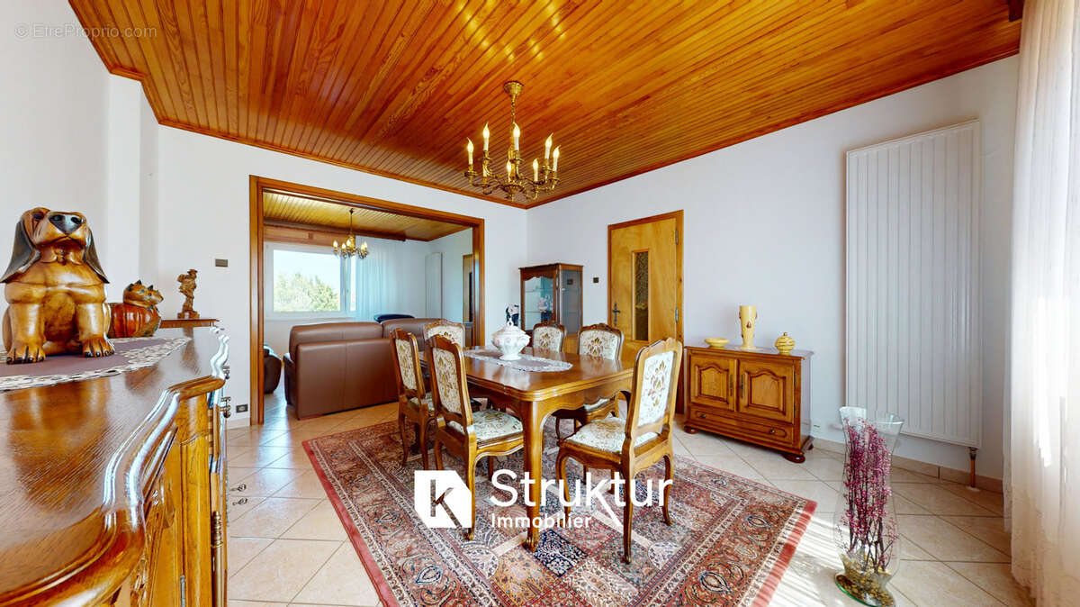 Maison 126 m² à Tressange  - photo 8