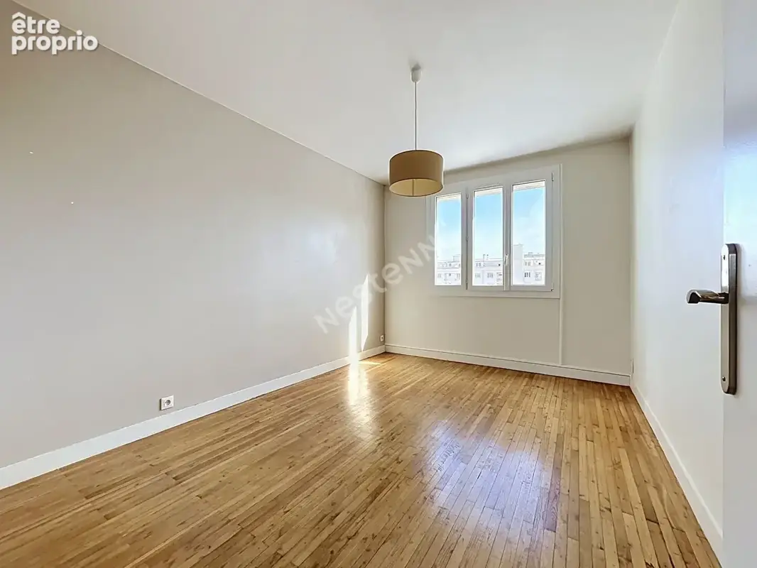 Nantes Rond-point de Vannes / Appartement T3 / 63m² / ascenseur / - photo 9