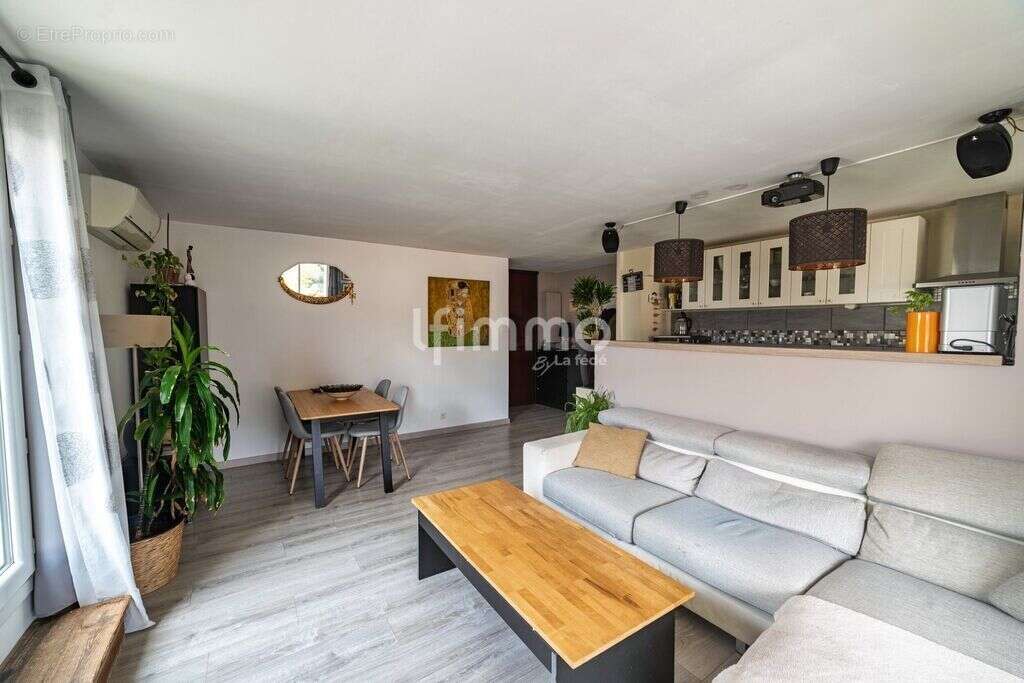 Appartement à MARSEILLE-11E
