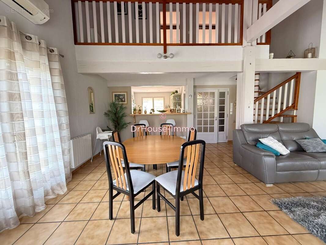 Maison à ARTIGUES-PRES-BORDEAUX