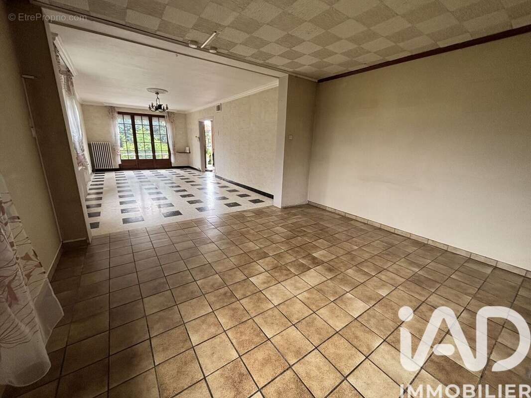 Maison 122 m² à Chuisnes  - photo 7