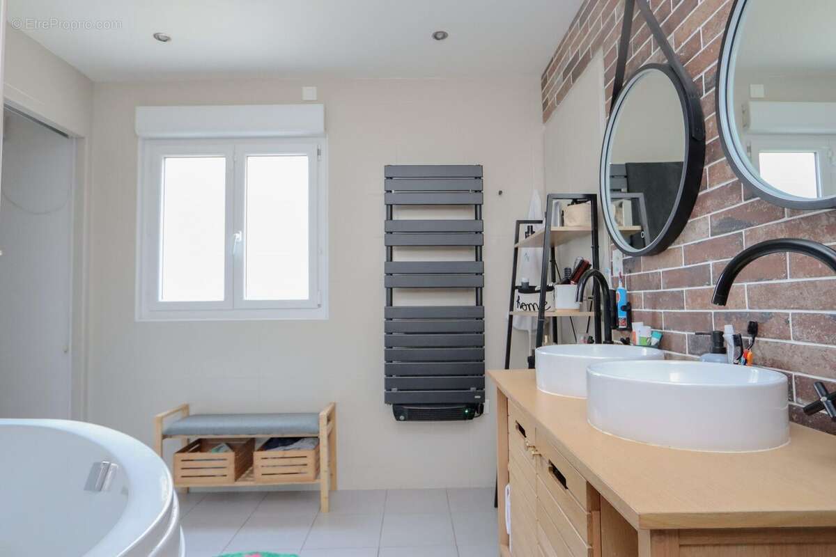 Maison à TOURNOISIS