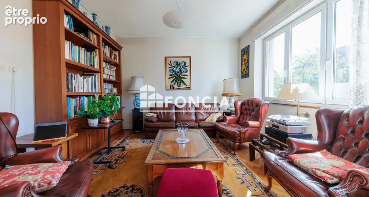 À vendre – maison de ville avec 2 appartements loués et potentiel d’aménagement - photo 7