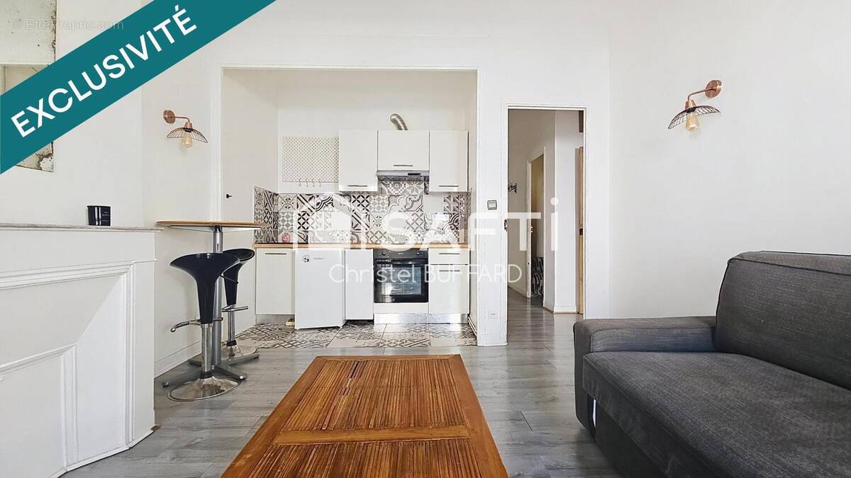 Photo 1 - Appartement à MARSEILLE-2E